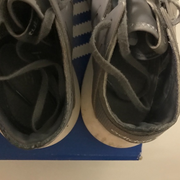 Adidas Tubular - Picture 3 of 6